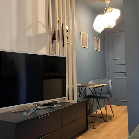 Le Garden Avec Terrasse Et Parking Centre דירה *